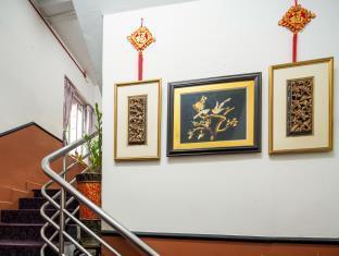 Khách sạn Meriton Singapore